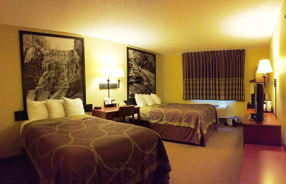 Super 8 By Wyndham Ithaca Hotel Eksteriør billede